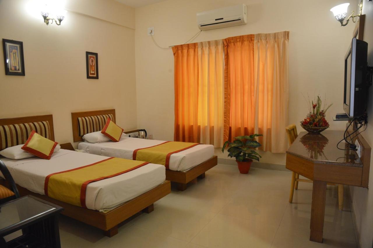Pai Vista, Kr Road Hotell Bangalore Exteriör bild