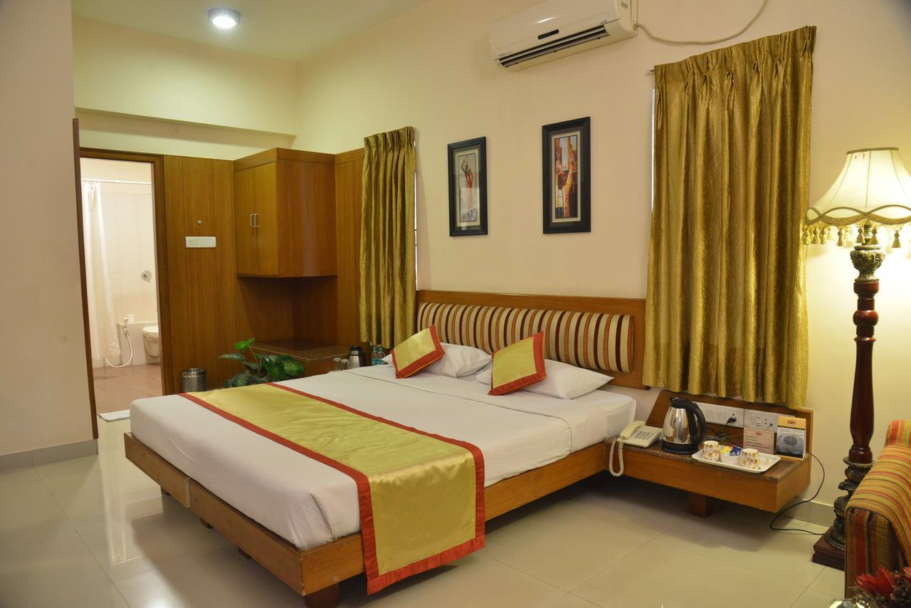 Pai Vista, Kr Road Hotell Bangalore Exteriör bild